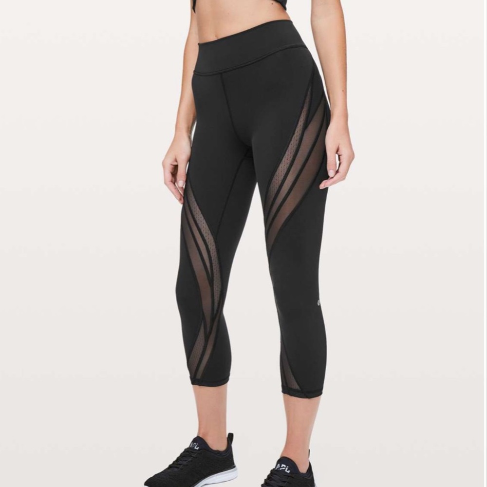 Lululemon Never Still Crop *21 black leggings sz 6